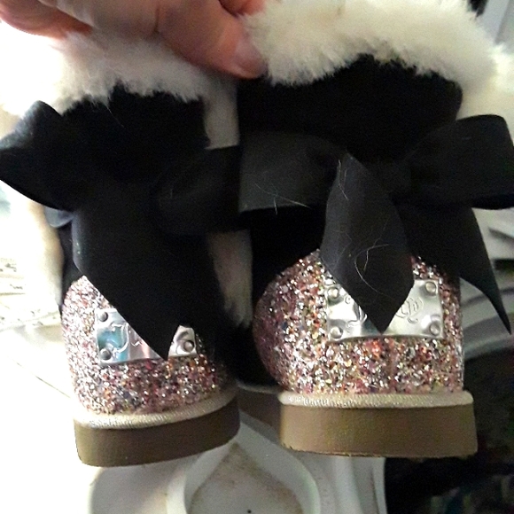Juicy Couture Other - Juicy Couture boots girls